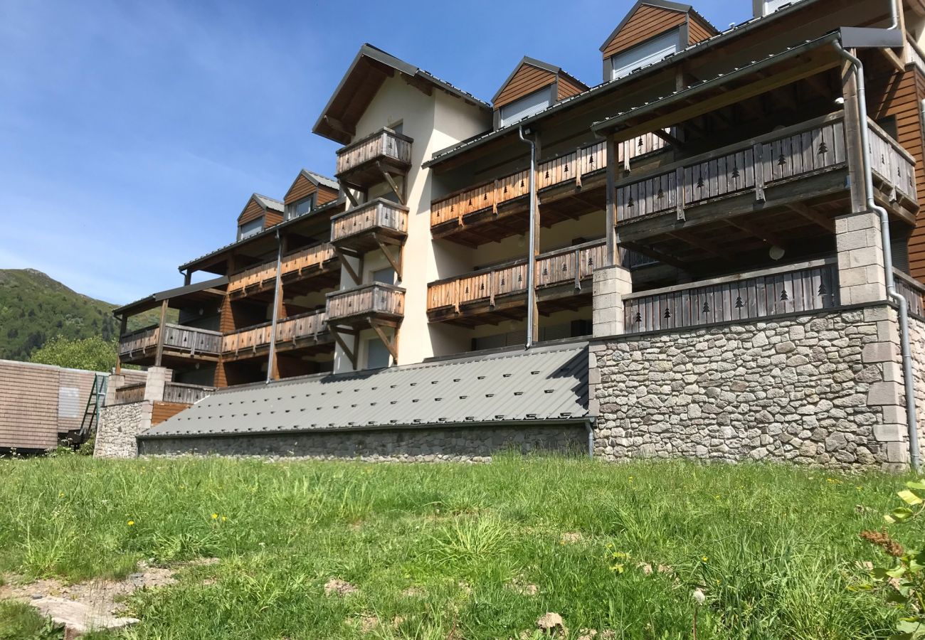 Apartment in Le Lioran - ALTURA T4 neuf, terrasse sud face aux montagnes