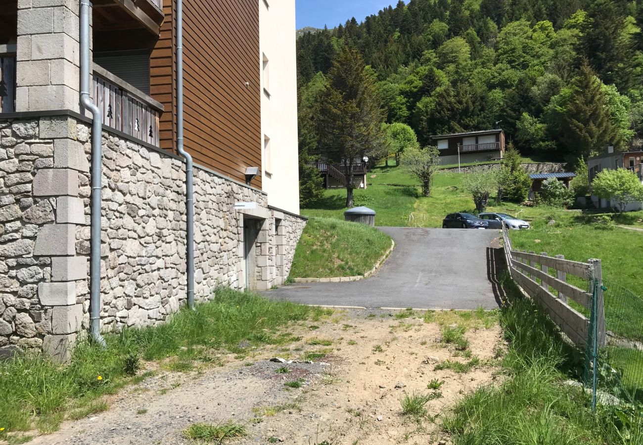 Apartment in Le Lioran - ALTURA T4 neuf, terrasse sud face aux montagnes