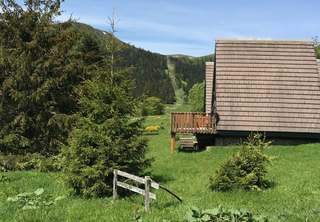 Apartment in Le Lioran - ALTURA T4 neuf, terrasse sud face aux montagnes