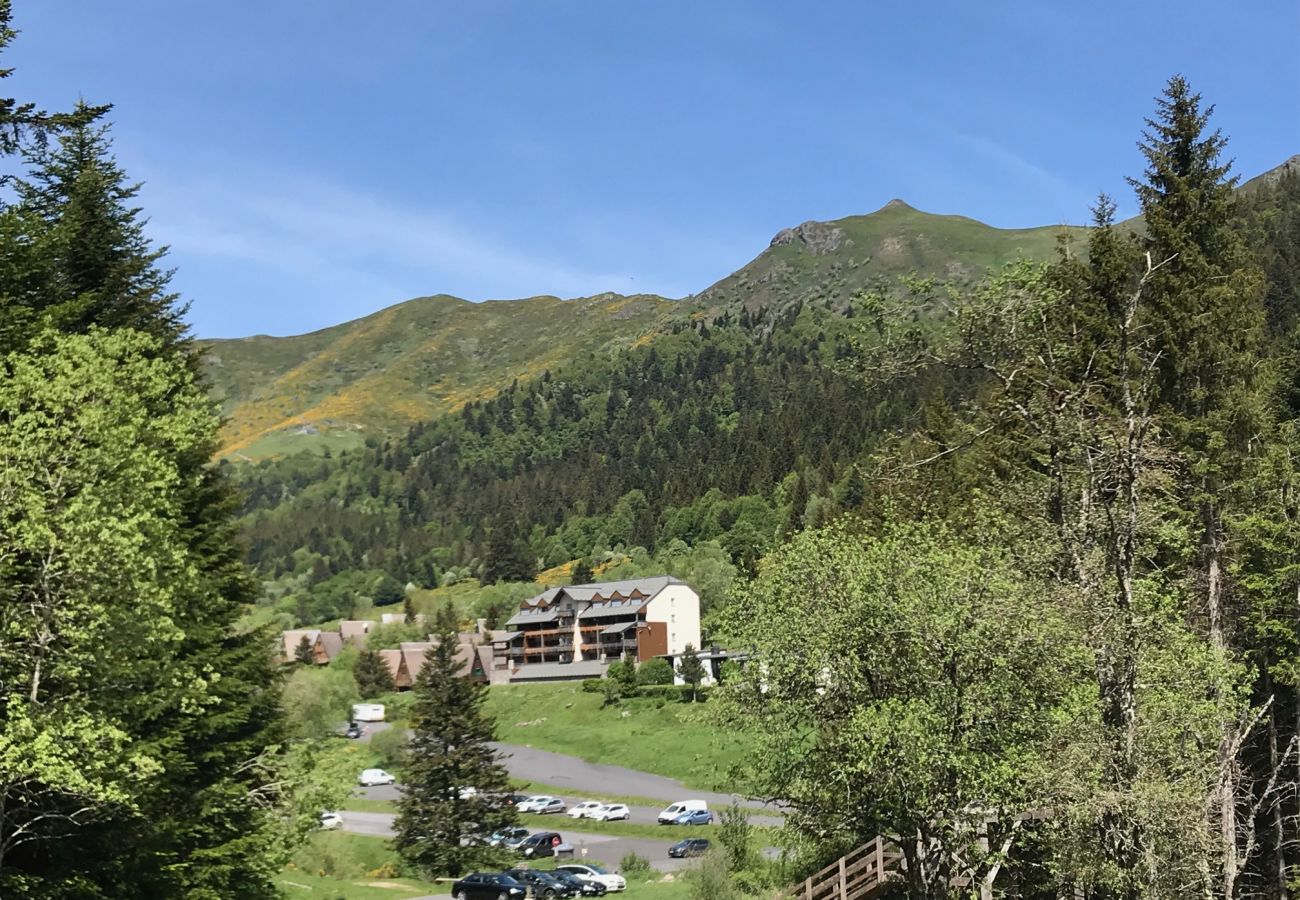 Apartment in Le Lioran - ALTURA T4 neuf, terrasse sud face aux montagnes