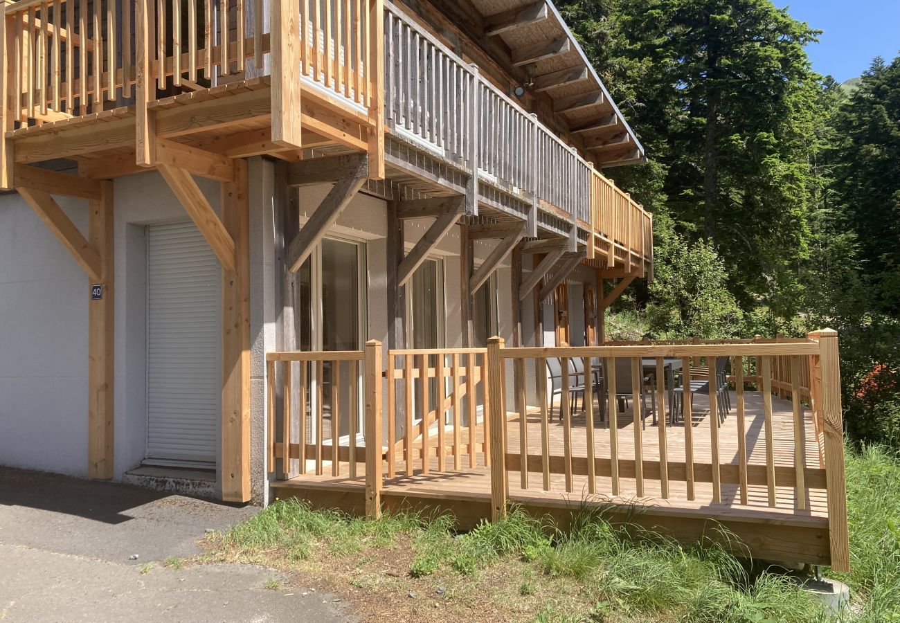 Apartment in Le Lioran - Appartement Rocher du Cerf T5