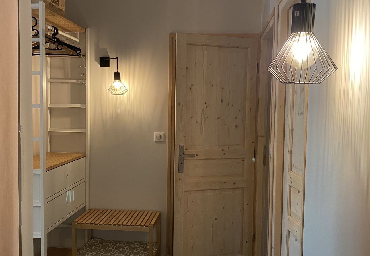 Apartment in Le Lioran - Chalet Les Estives R-2D