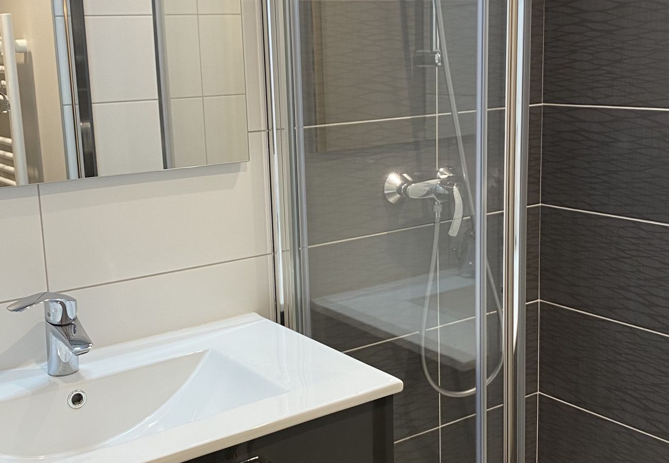 Apartment in Le Lioran - Chalet Les Estives R-2D