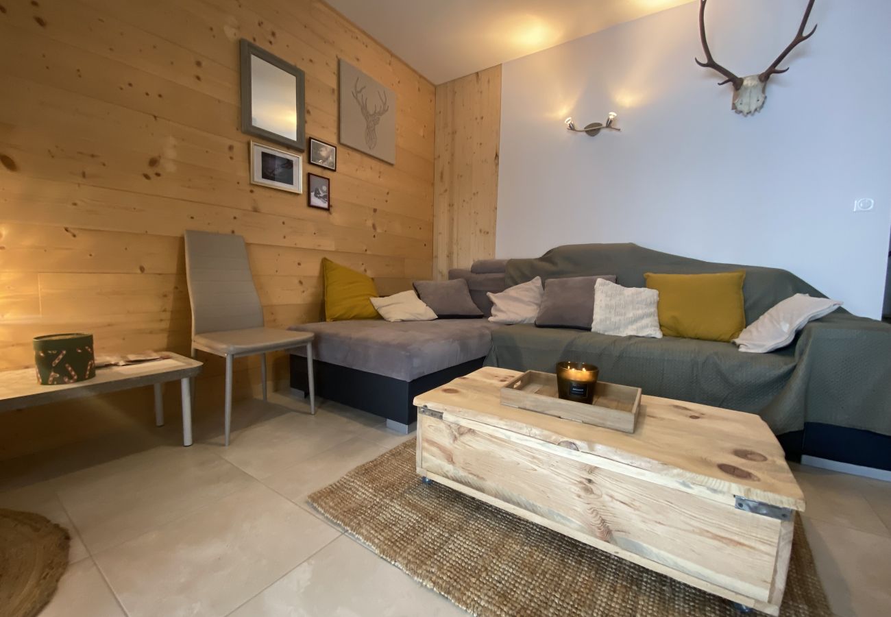 Apartment in Le Lioran - Chalet D R-2D Masseboeuf