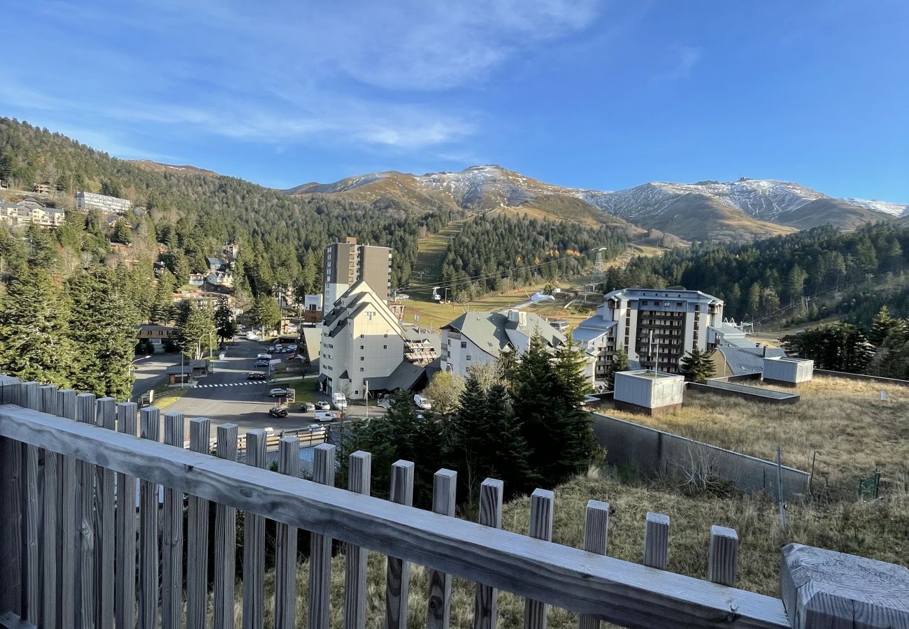 Apartment in Le Lioran - Triplex - RDC les Ecrins