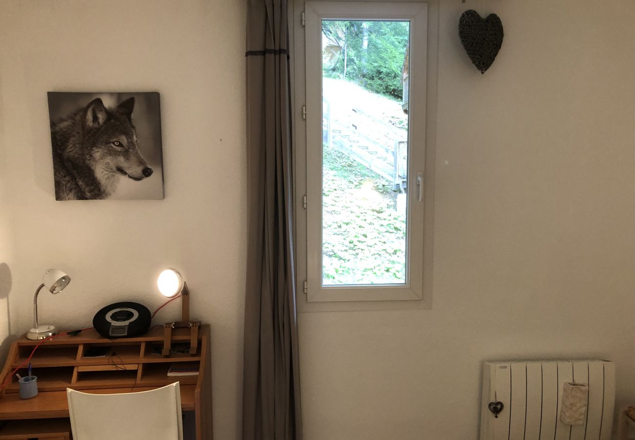 Apartment in Le Lioran - Appartement avec piscine - 6 personnes