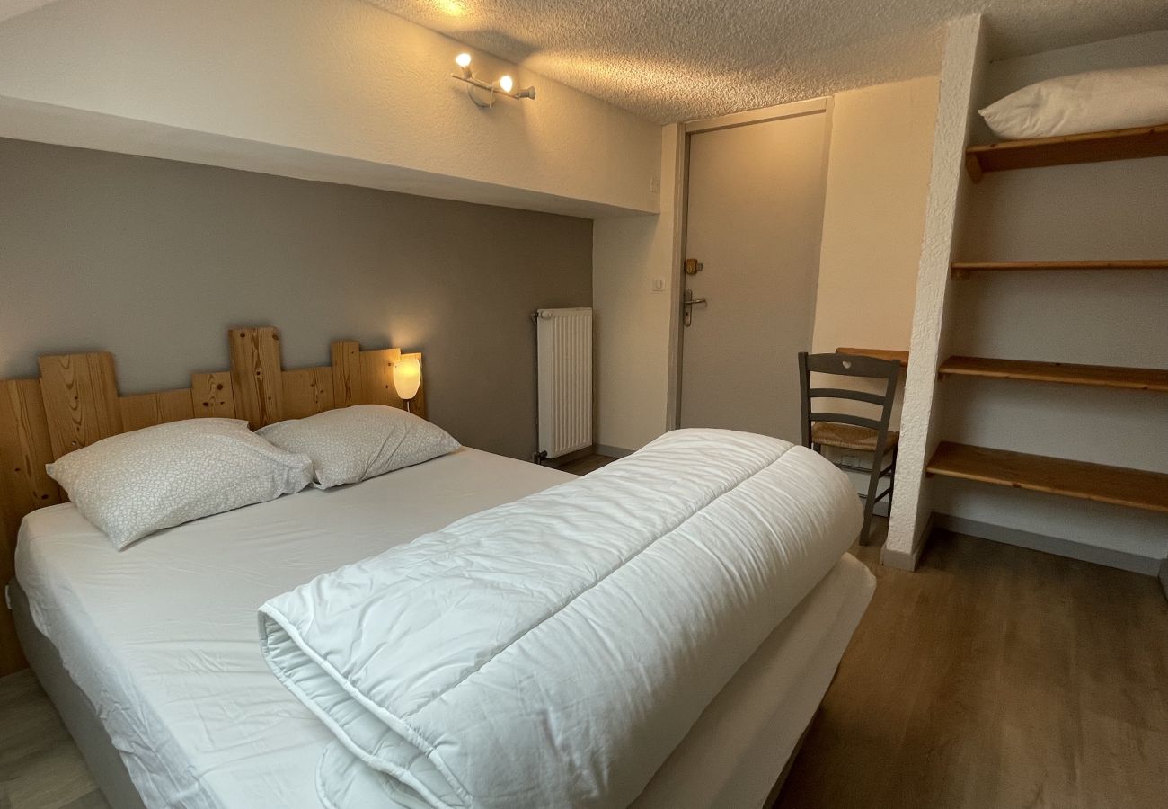 Apartment in Albepierre-Bredons - Appartement le chamalière