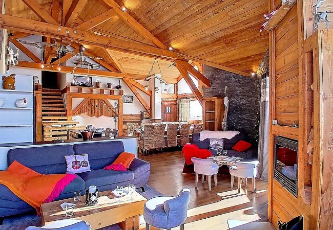  in Les Menuires - (0.med) Spacieux appartement Les Menuires skis aux