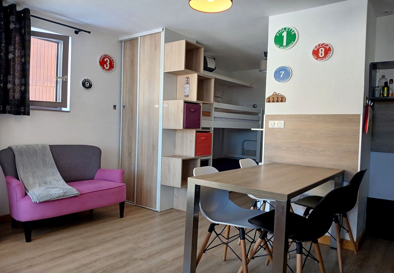 Studio in Les Menuires - (10.2706) Grand studio skis aux pieds Les Menuires
