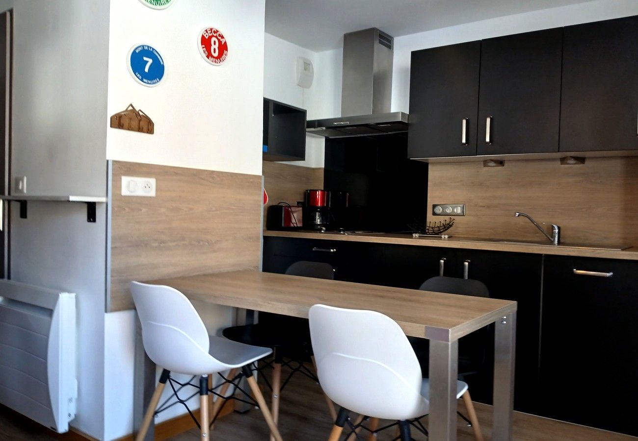 Studio in Les Menuires - (10.2706) Grand studio skis aux pieds Les Menuires