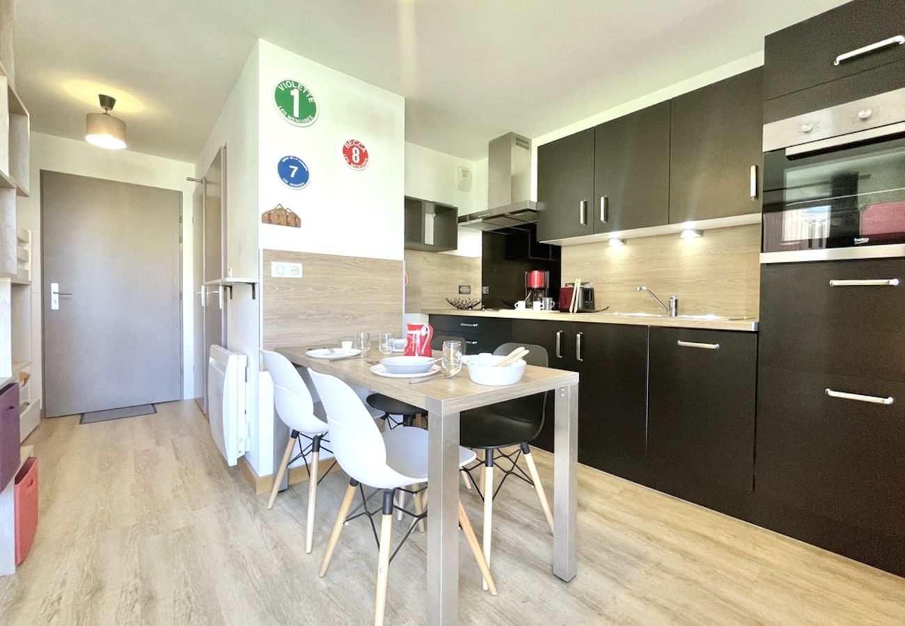 Studio in Les Menuires - (SK.2706) Grand studio skis aux pieds Les Menuires