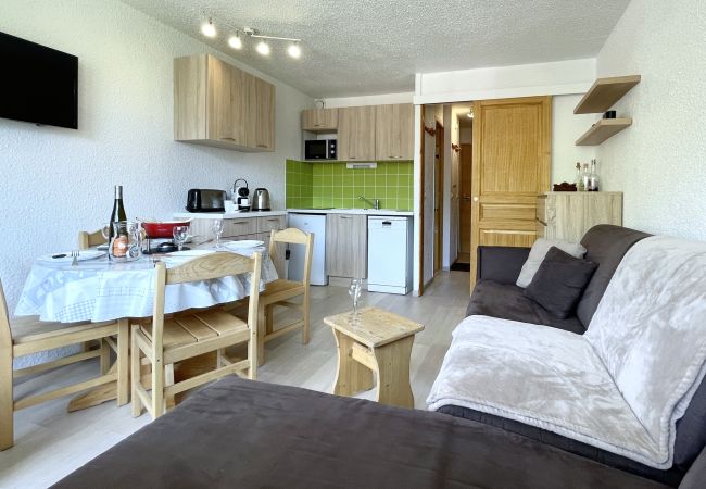  in Les Menuires - (BO.332) Appartement skis aux pieds  Les Menuires