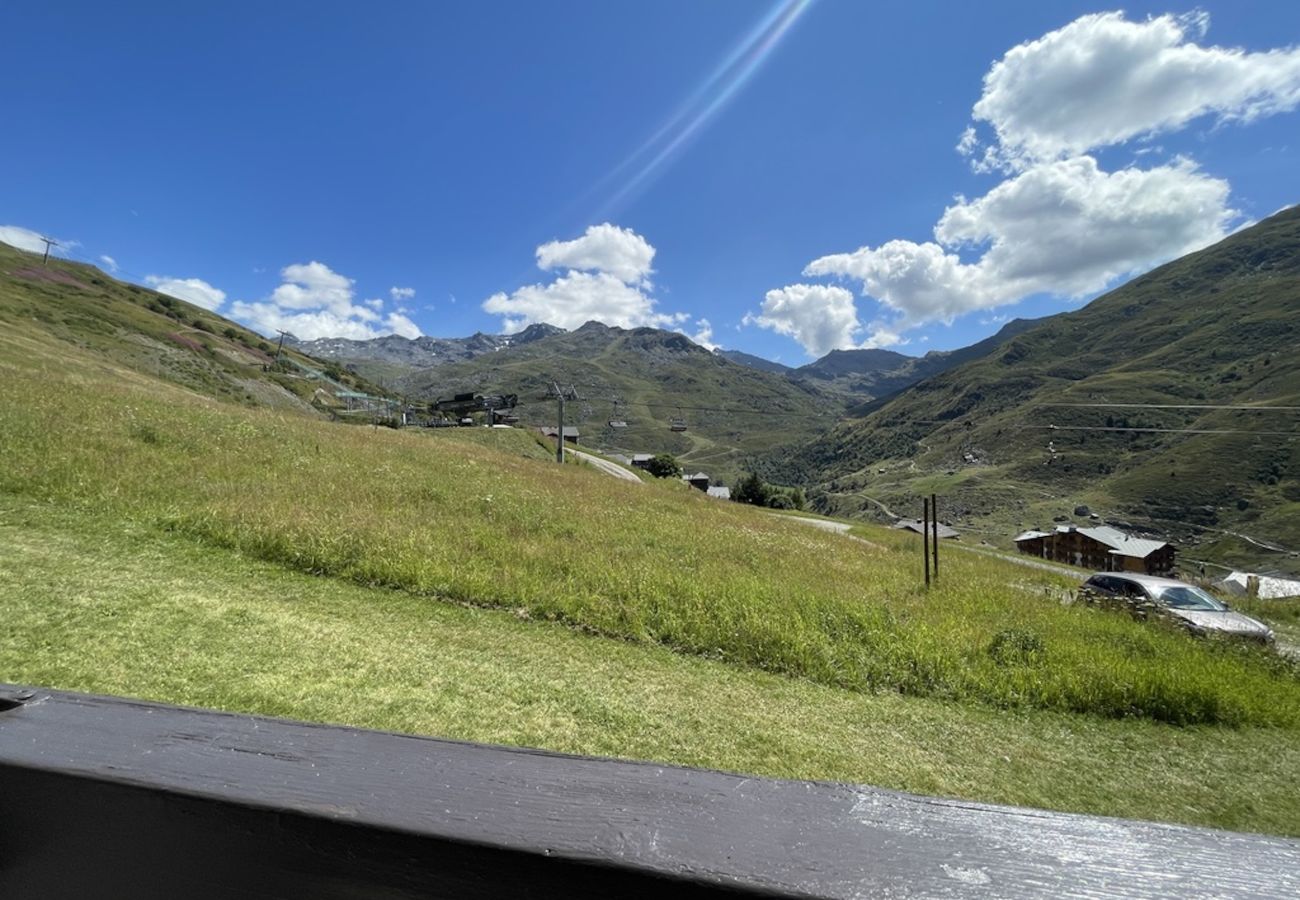 Apartment in Les Menuires - (19.127) T2 + coin nuit  style Chalet 3 Vallées