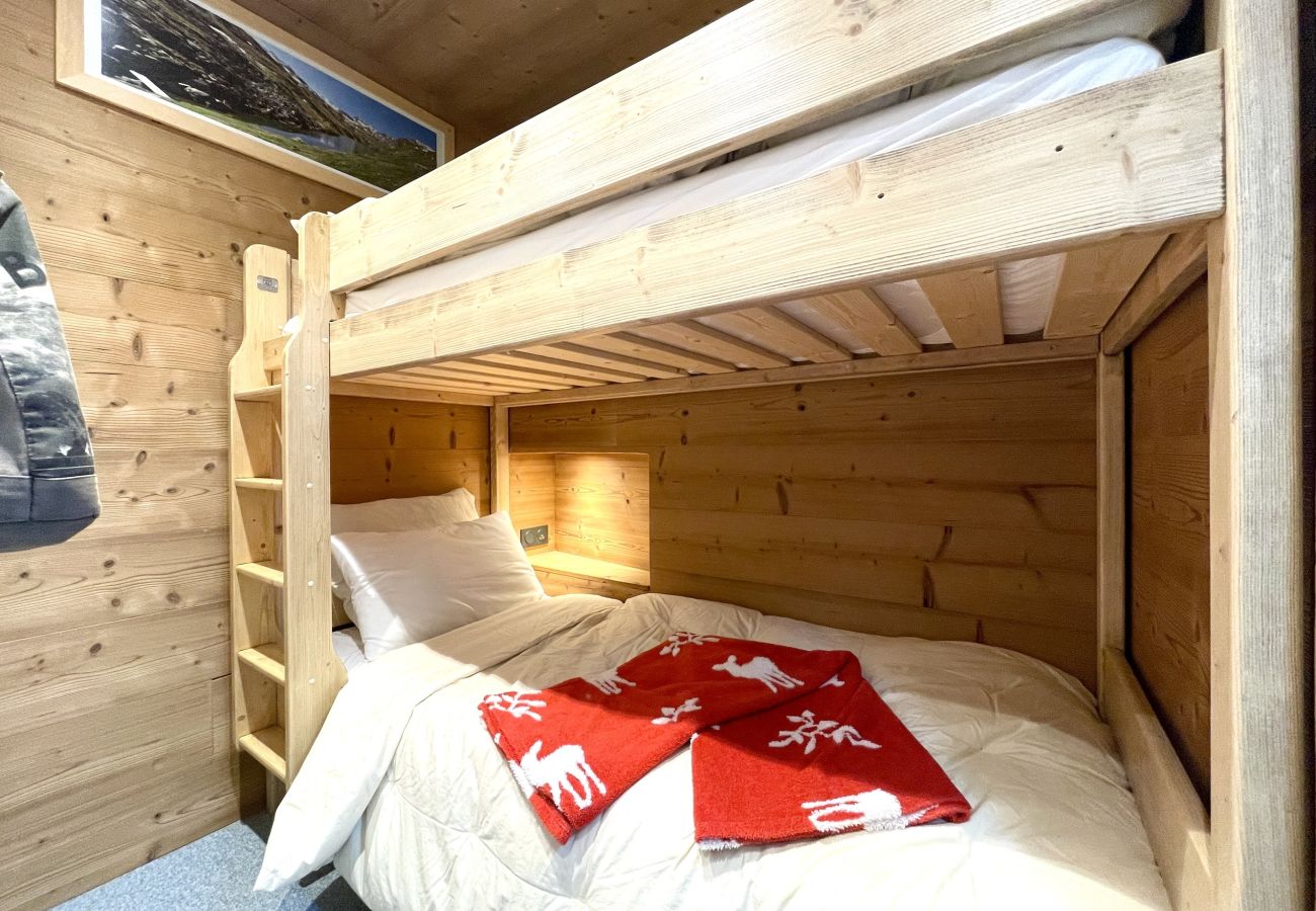 Apartment in Les Menuires - (19.127) T2 + coin nuit  style Chalet 3 Vallées