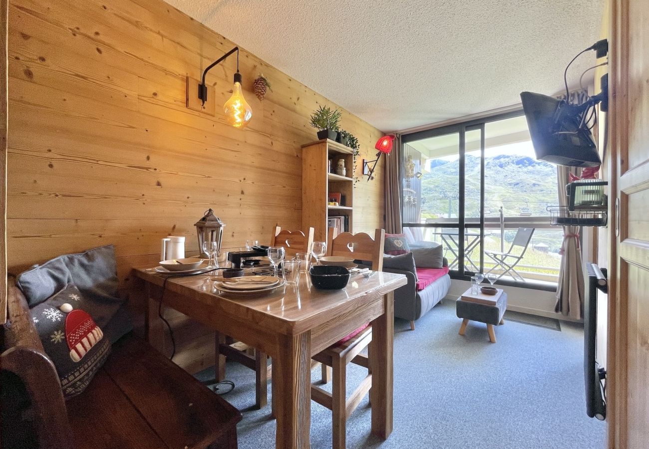 Apartment in Les Menuires - (19.127) T2 + coin nuit  style Chalet 3 Vallées
