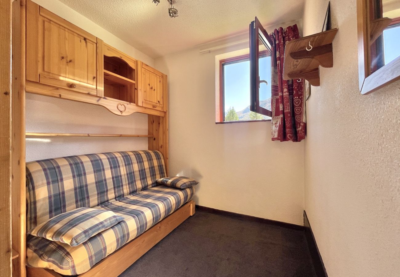 Apartment in Les Menuires - (SK.1111) T2 + CM Ski Soleil Menuires