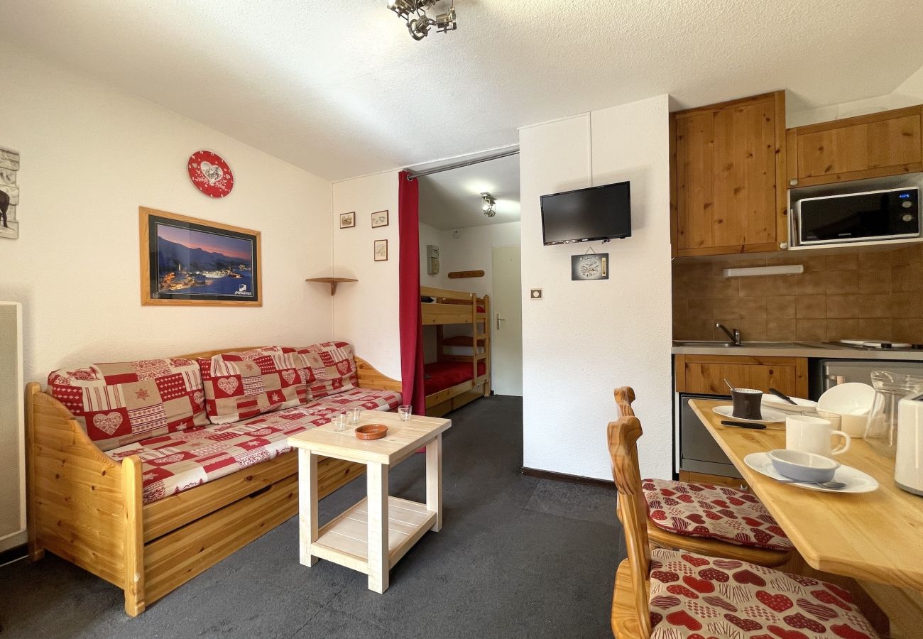 Apartment in Les Menuires - (SK.1111) T2 + CM Ski Soleil Menuires