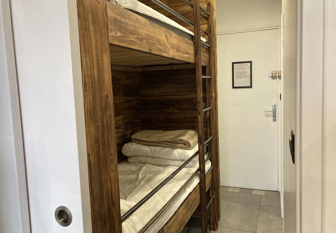 Studio in Le Lioran - Studio cosy dans la tour Sumene