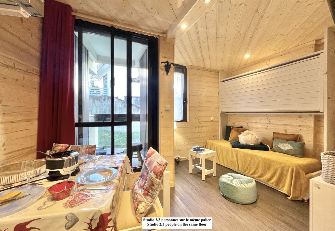 Apartment in Les Menuires - (SO.206) Grand 2 pièces style chalet Les Menuiress