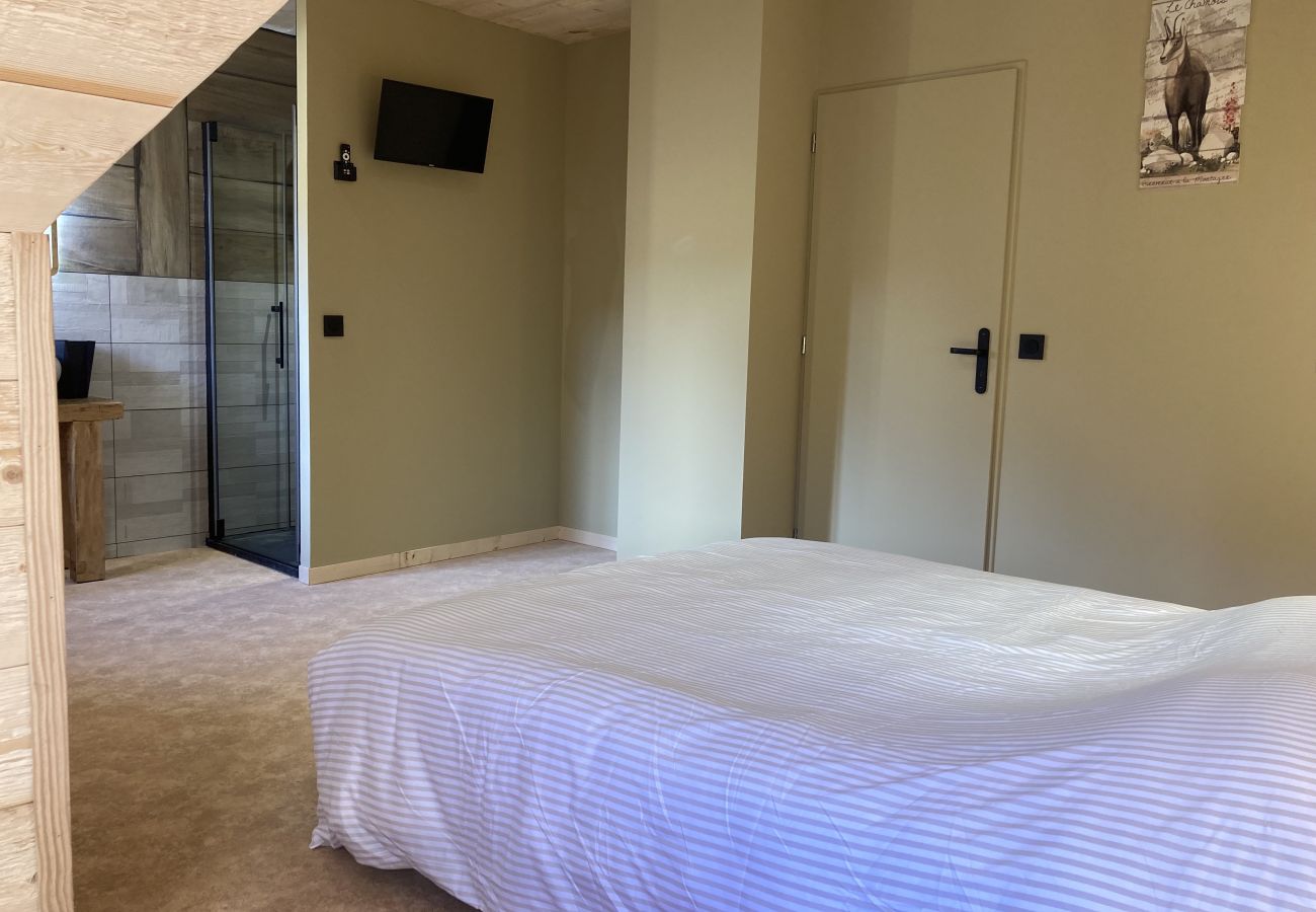 House in Laveissière - Maison Auvergnate Le repère des Milans