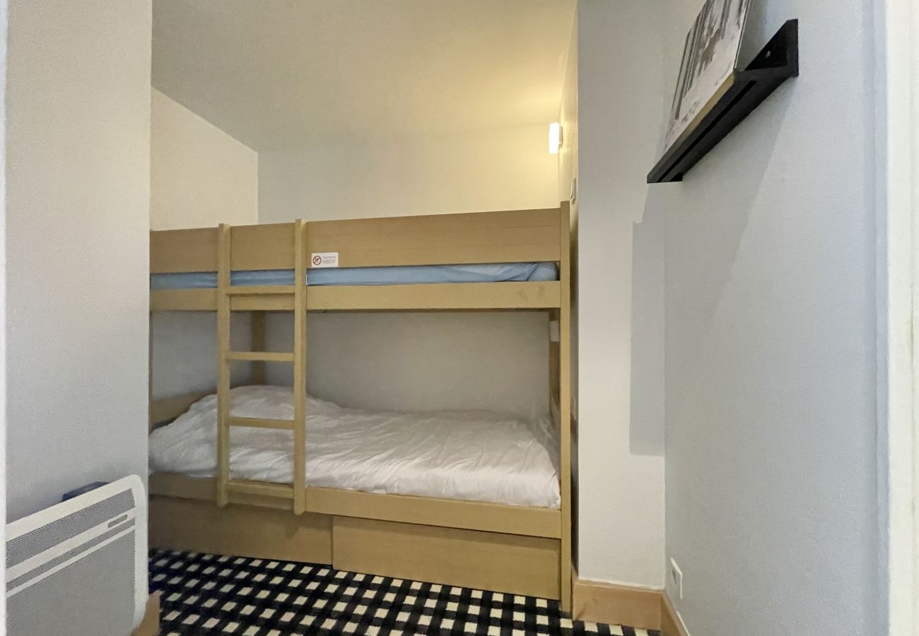 Apartment in Les Menuires - (AC.116) Superbe T4 8/9 pers plein sud