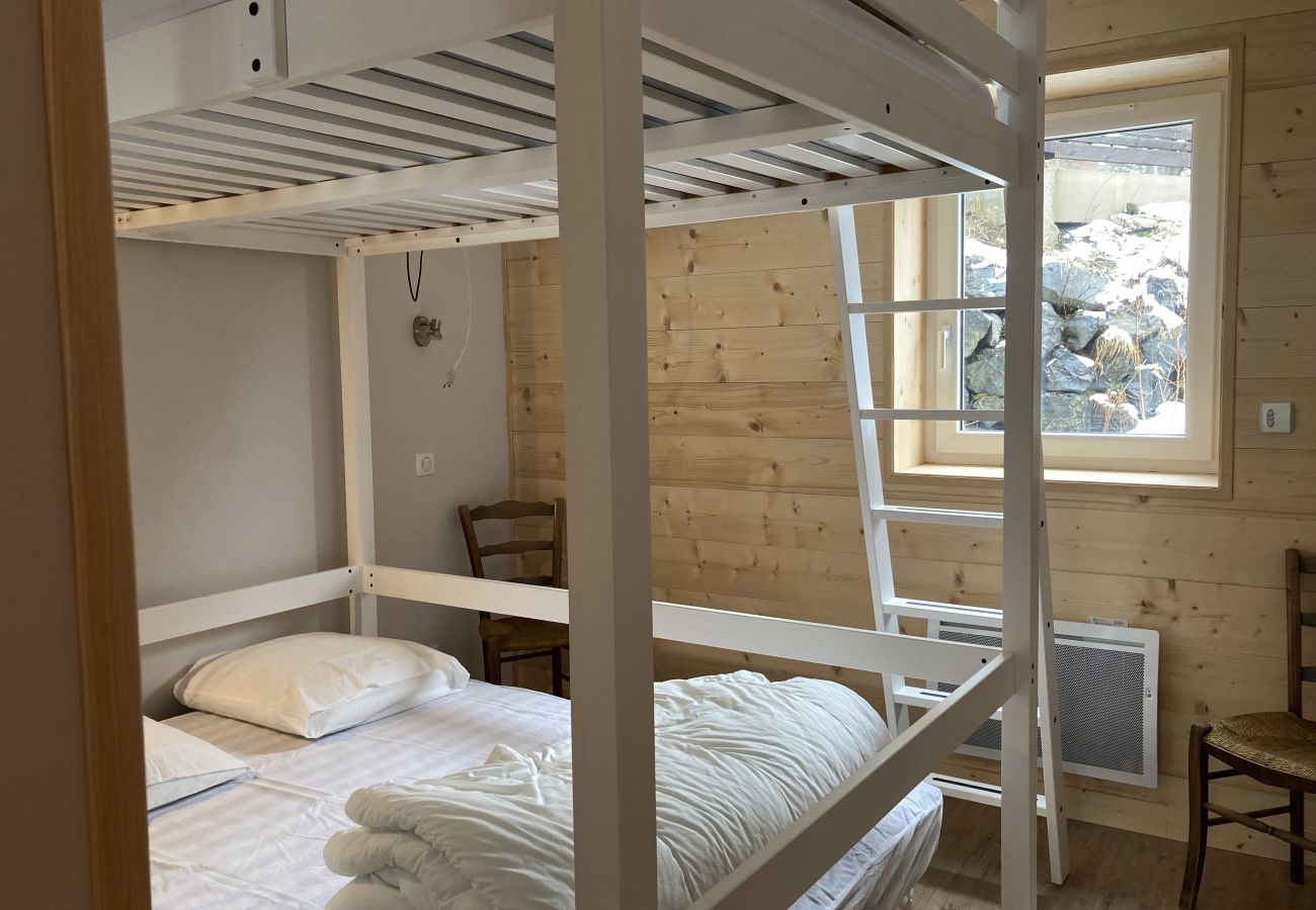 Apartment in Le Lioran - 2 chambres chalet Aiguillon R-1G