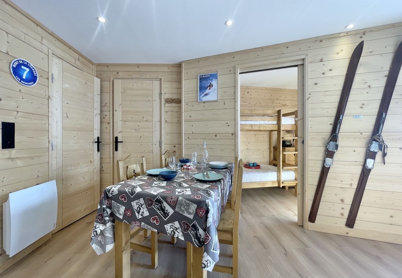 Apartment in Les Menuires - (SO.414) T2 skis aux pieds  3 Vallées parking WIFI