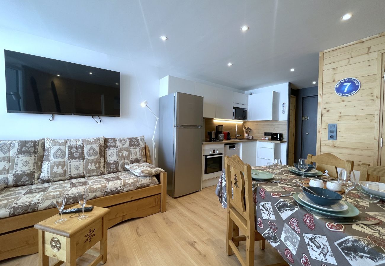 Apartment in Les Menuires - (SO.414) T2 skis aux pieds  3 Vallées parking WIFI