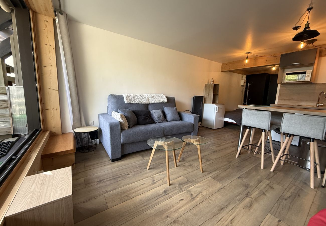 Apartment in Le Lioran - Studio Montagne chic  centre station