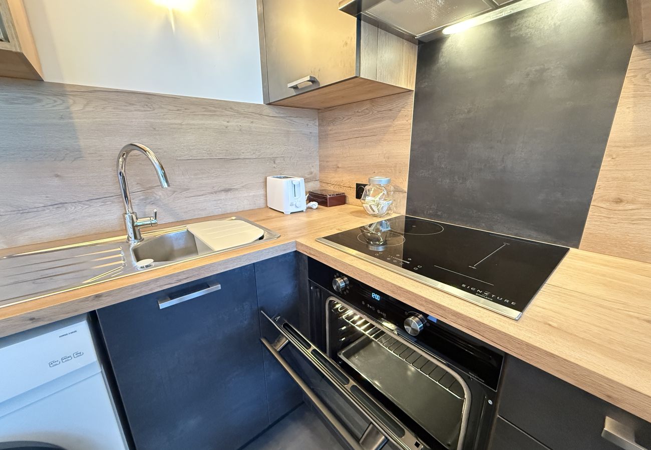 Apartment in Le Lioran - Studio Montagne chic  centre station
