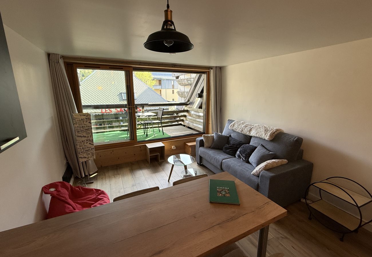 Apartment in Le Lioran - Studio Montagne chic  centre station