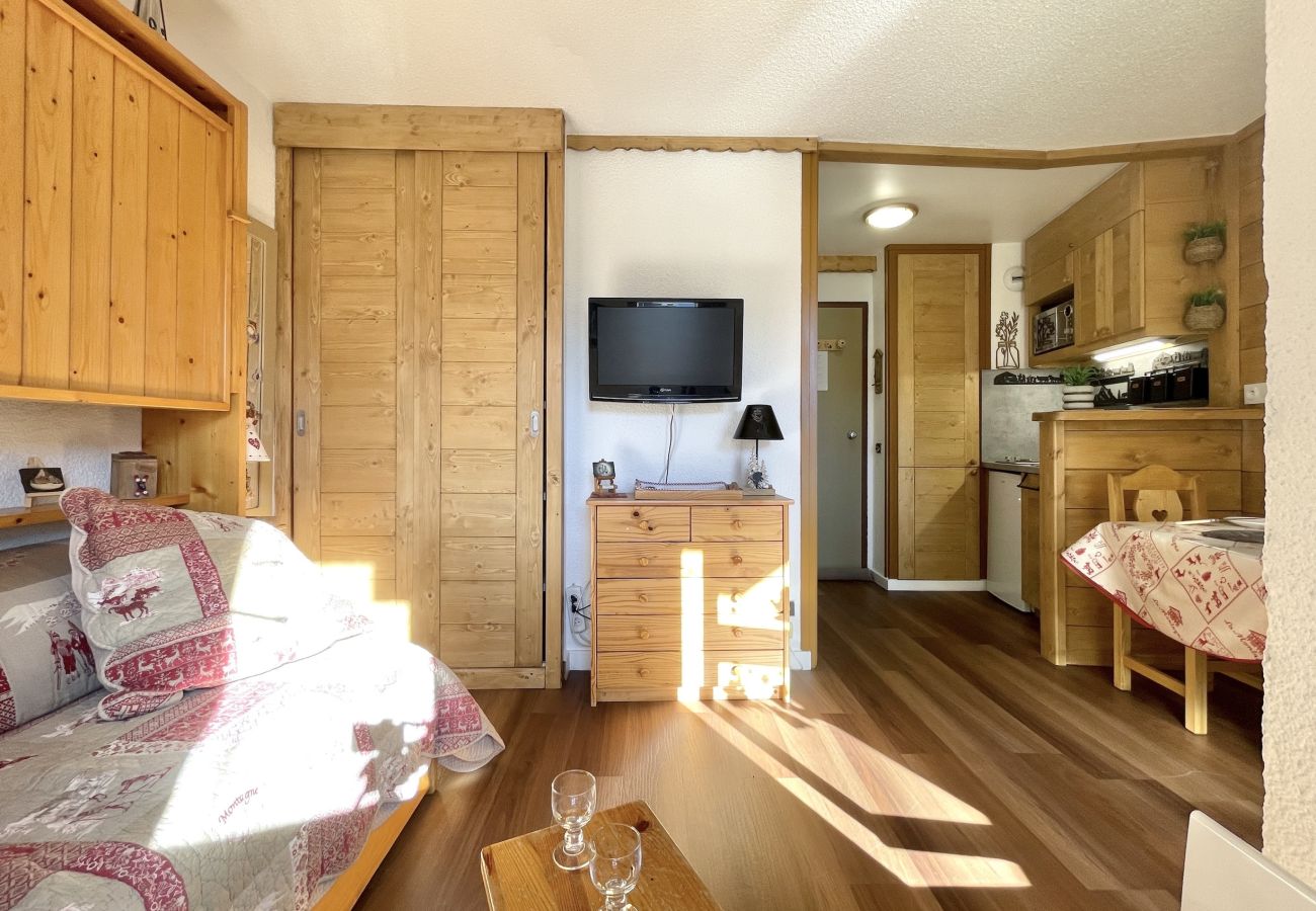 Studio in Les Menuires - (SO.317) Studio esprit alpin, skis aux pieds, Les