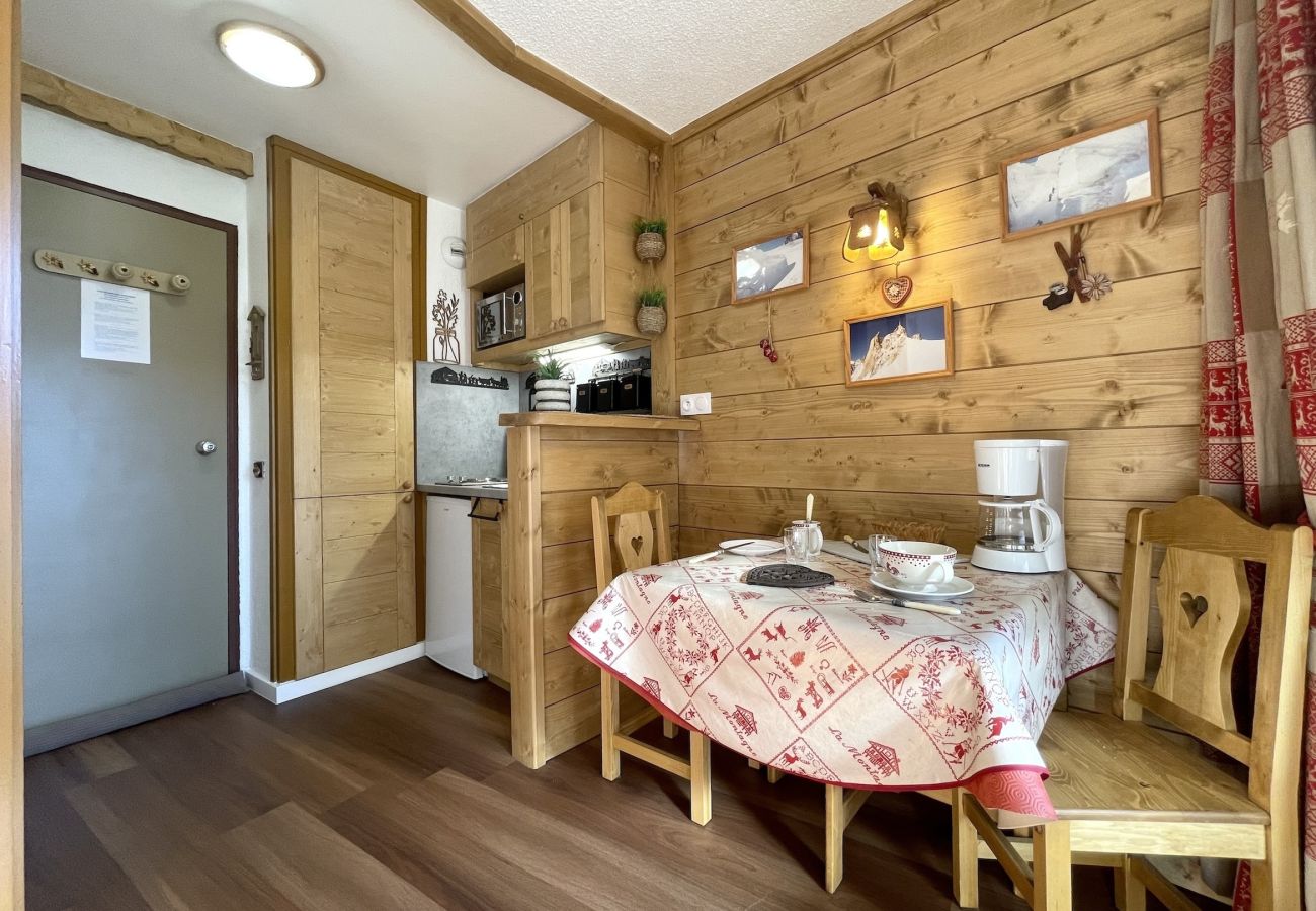 Studio in Les Menuires - (SO.317) Studio esprit alpin, skis aux pieds, Les