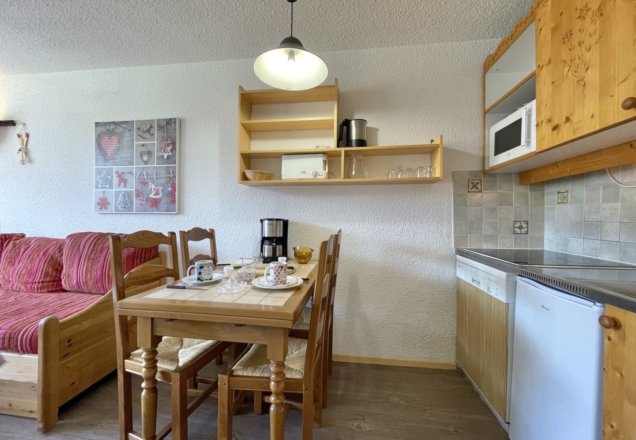 Apartment in Les Menuires - (BO.130) T2 familial, vue piste, Les Menuires