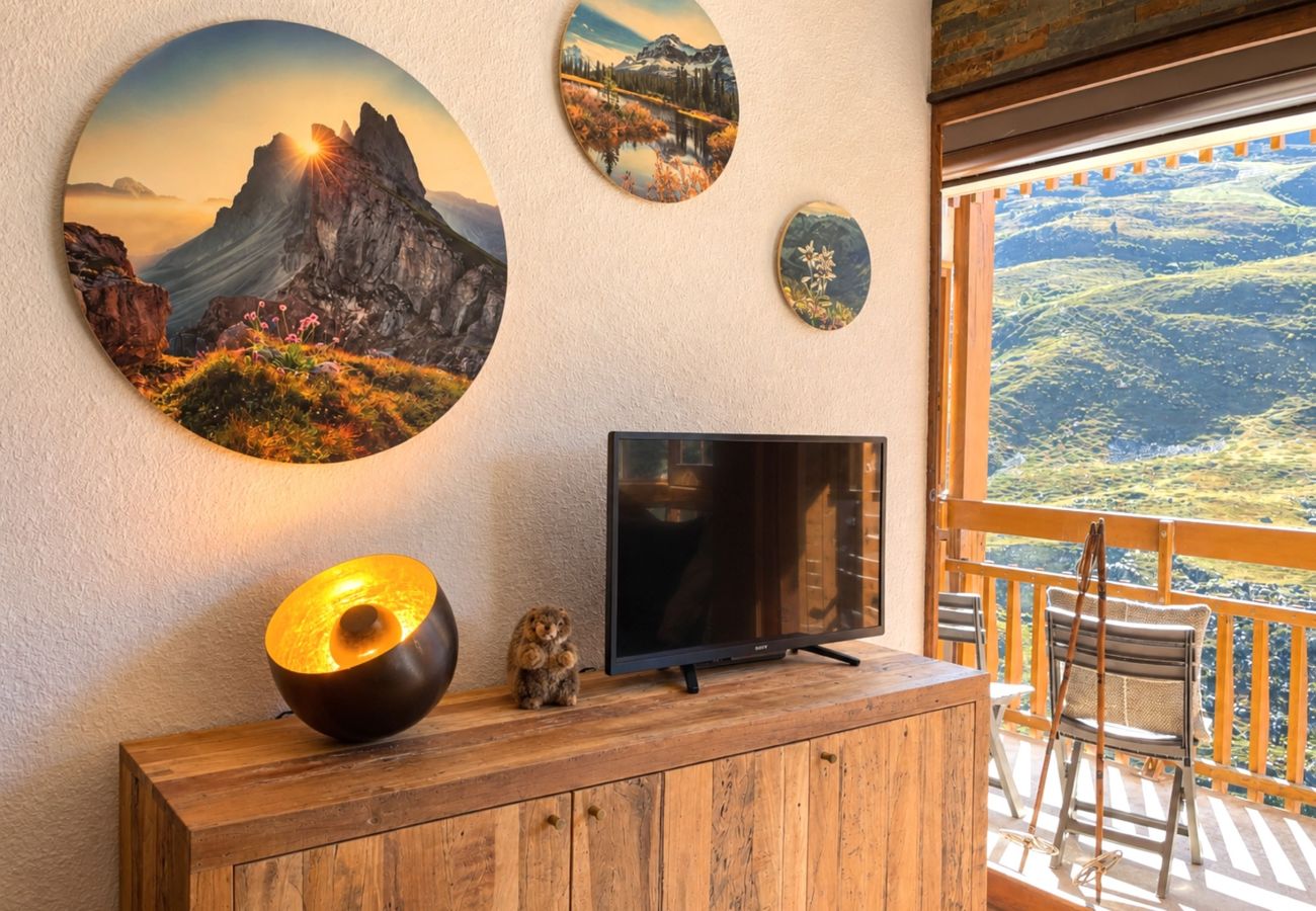 Apartment in Les Menuires - (CI.17B) –Le refuge des Marmottes- Skis aux pieds