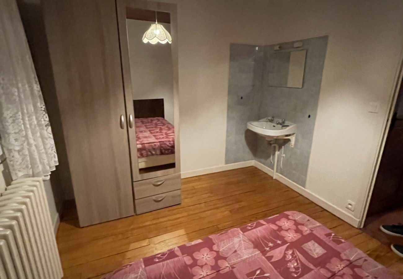 Semi-detached house in Le Lioran - Chalet Individuel à Font d`Alagnon