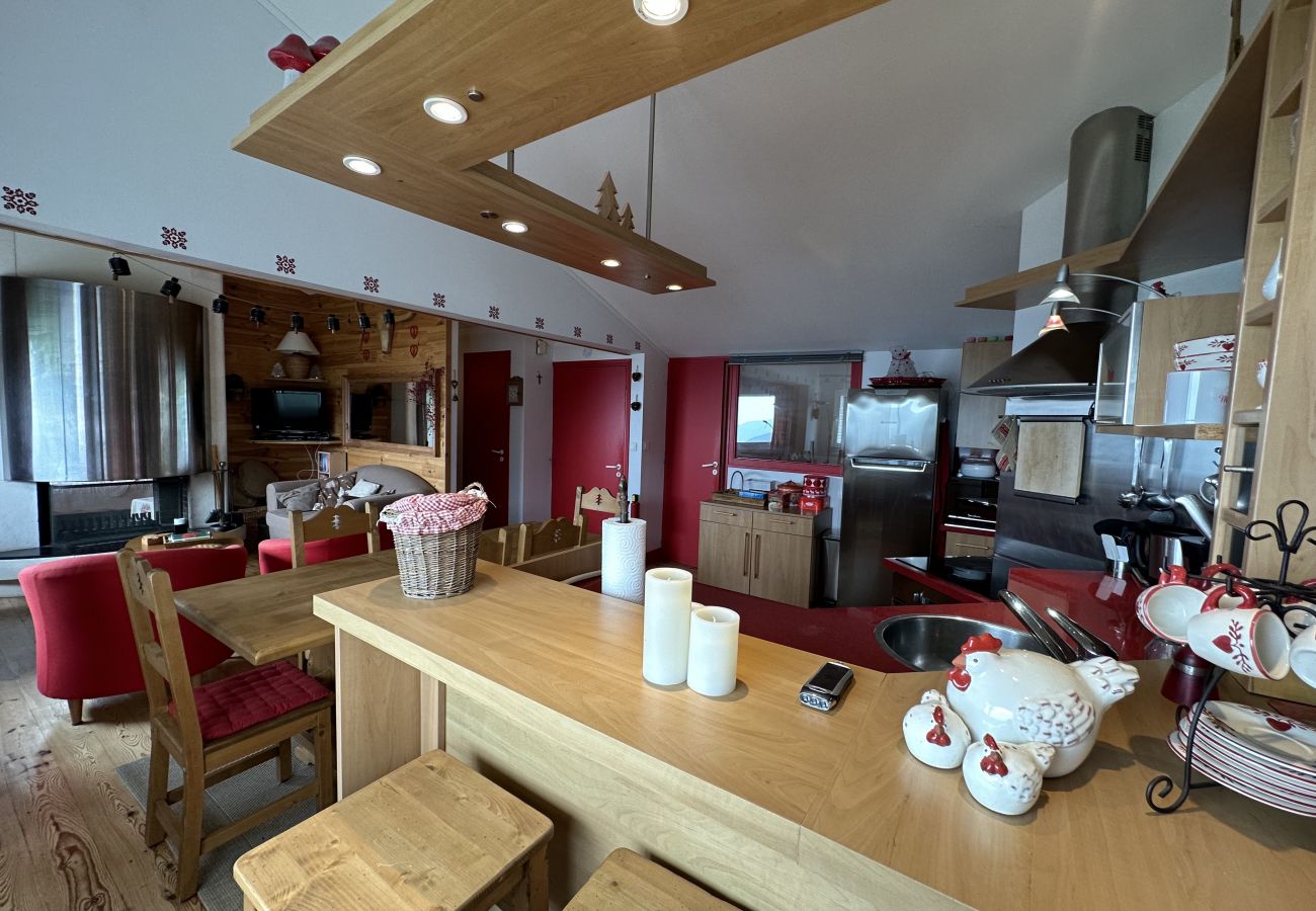 Apartment in Le Lioran - Appartement spacieux avec cheminée