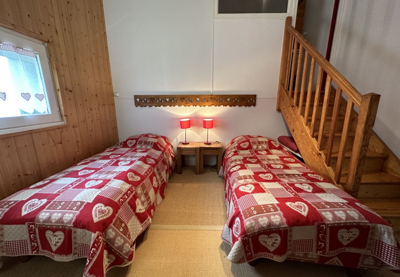 Apartment in Le Lioran - Appartement spacieux avec cheminée
