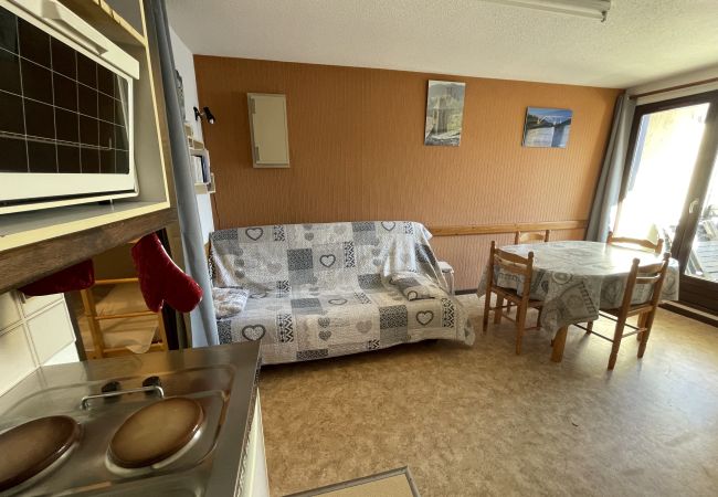 Flat in Le Lioran - T2 RESIDENCE LES CRISTALLINES