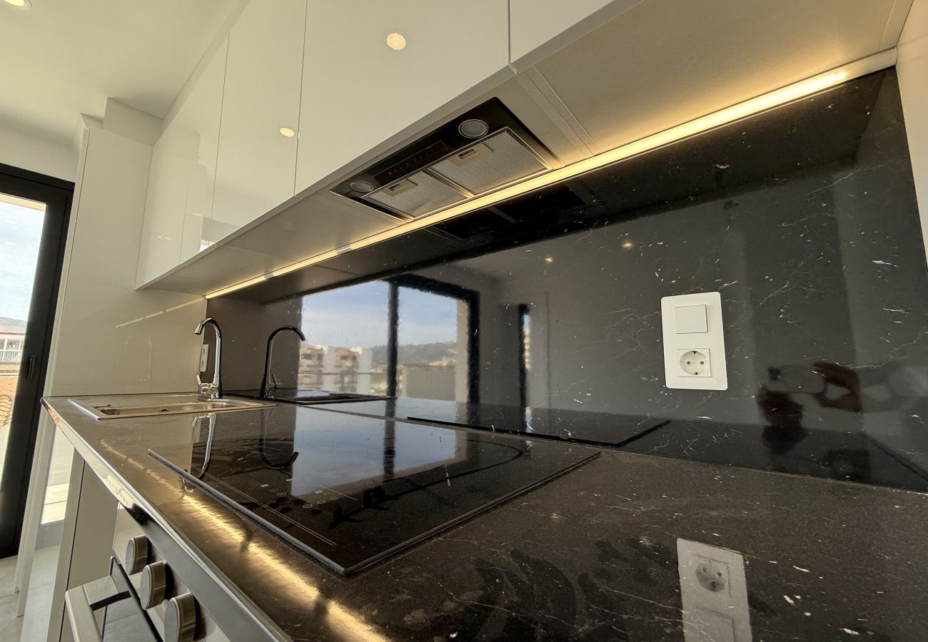 Apartment in Rosas / Roses - Duplex punta Llevant de gauche