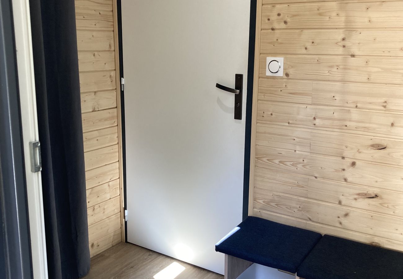 Apartment in Le Lioran - Appartement cosy à la résidence le rocher du cerf