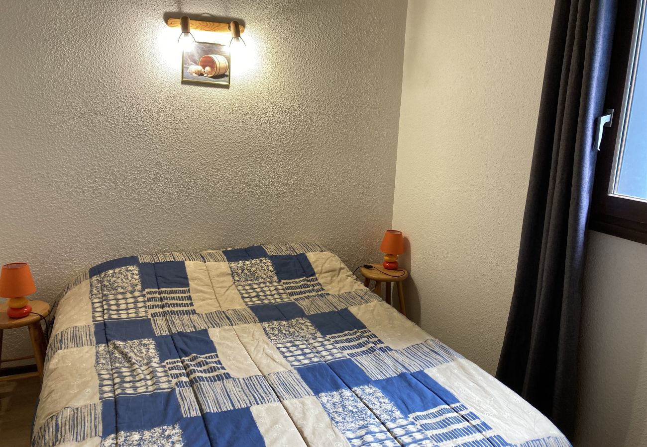 Apartment in Le Lioran - Deux chambres avec terrasse aux cristallines