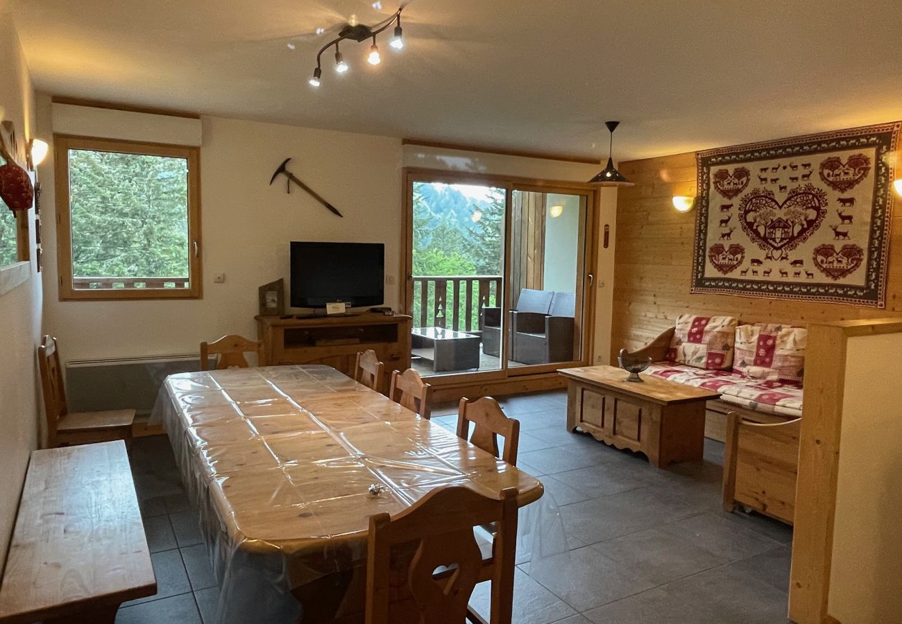 Apartamento en Le Lioran - Rocher du Cerf, skis aux pieds, 3 ch,2 sdb