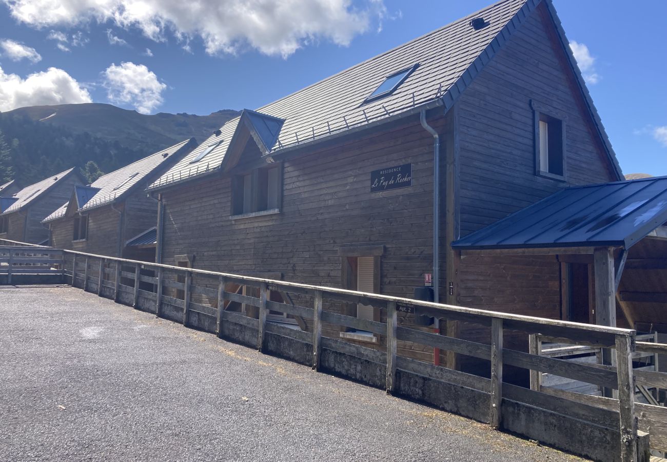 Apartamento en Le Lioran - Rocher du Cerf, skis aux pieds, 3 ch,2 sdb
