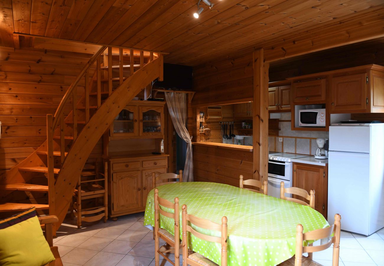 Chalet en Saint-Jacques-des-Blats - Chalet Font de Cère