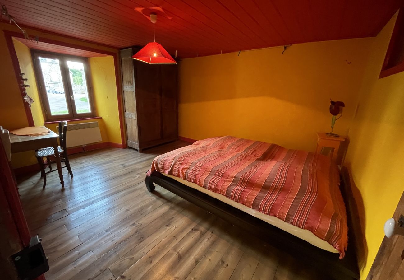 Casa en Cheylade - Maison atypique dans Cheylade