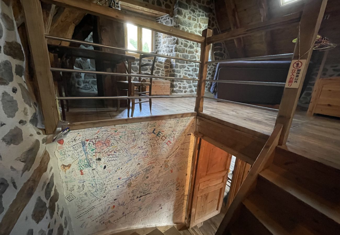 Casa en Cheylade - Maison atypique dans Cheylade