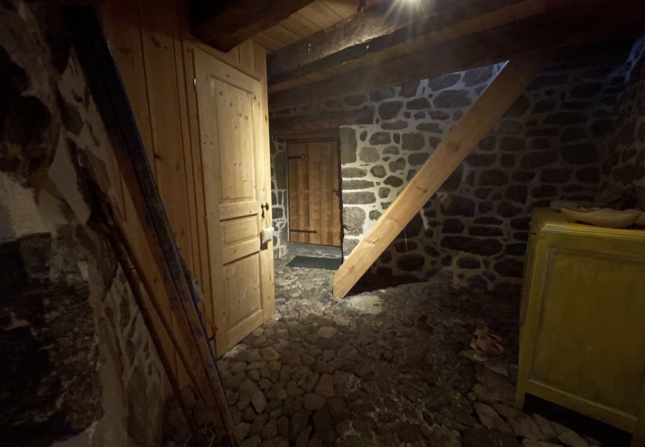 Casa en Cheylade - Maison atypique dans Cheylade