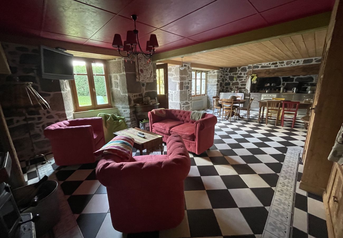 Casa en Cheylade - Maison atypique dans Cheylade