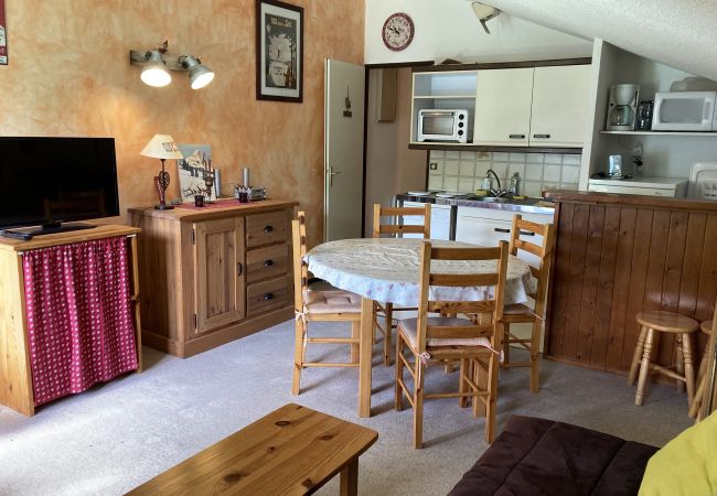 Apartamento en Le Lioran - T2 avec une vue imprenable sur la station du Liora